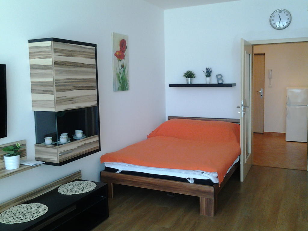 Apartman Residence Nabrezi Beroun  Rom bilde